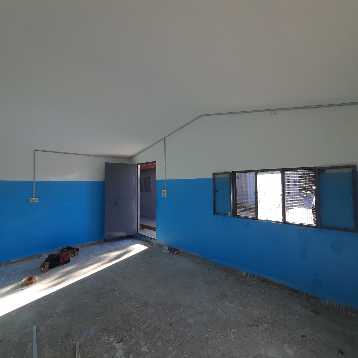 STAMO AIRPORT image 1