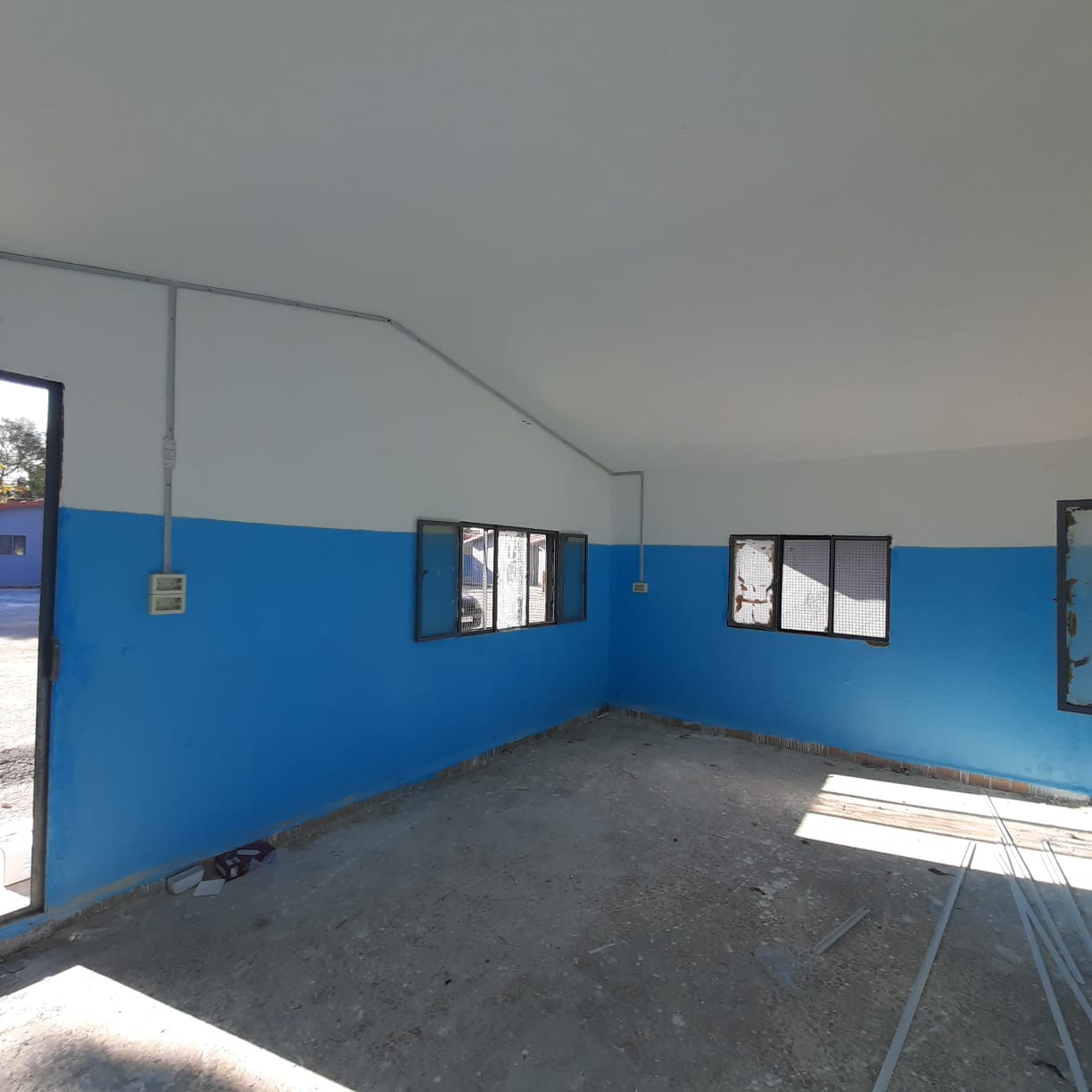 STAMO AIRPORT image 3